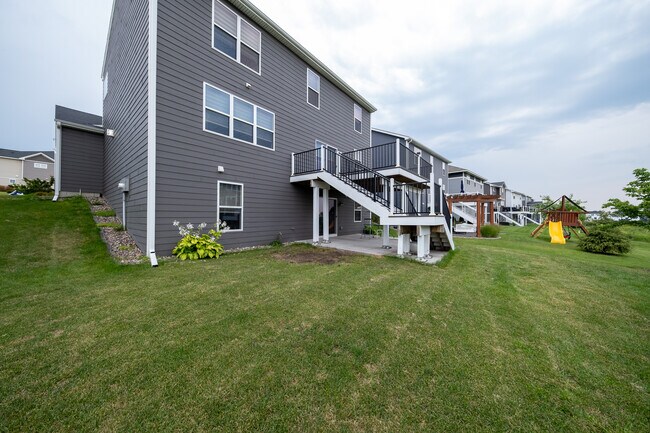 Building Photo - 4849 Stable View Dr