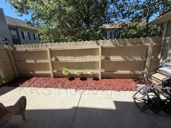 Building Photo - 5229 Elston Ln