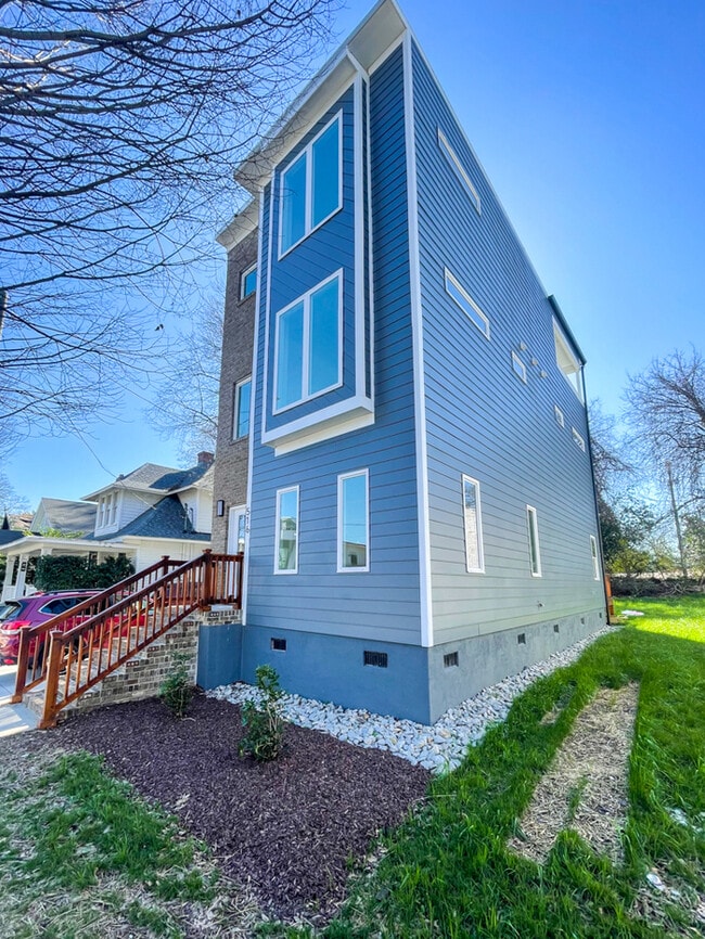 Building Photo - 516 New Bern Ave