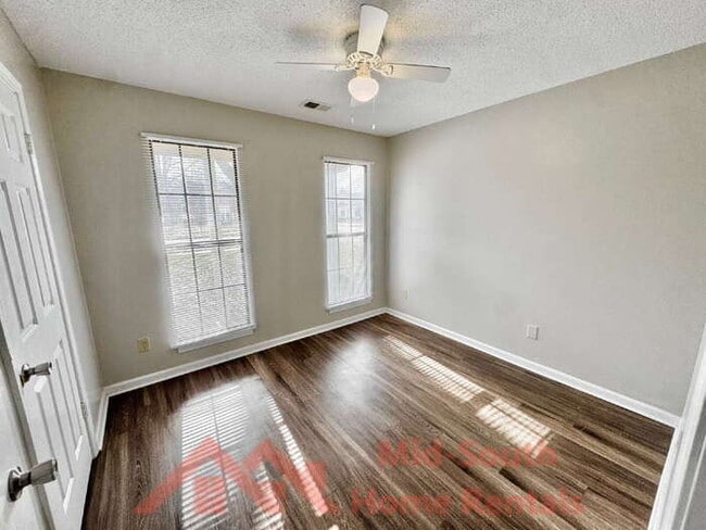 Building Photo - 7312 Countryside Road