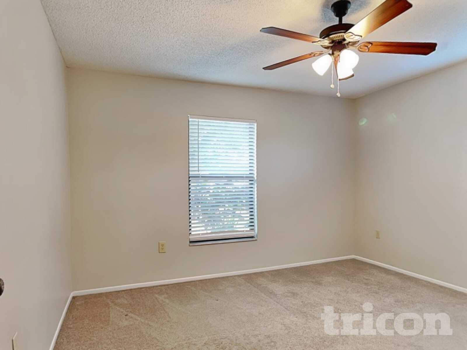 Building Photo - 4918 Ithaca Ln