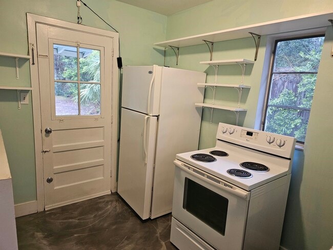 Building Photo - 1534 Rankin Ave