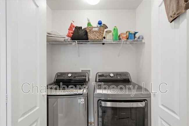 Building Photo - 13612 Red Squirrel Way