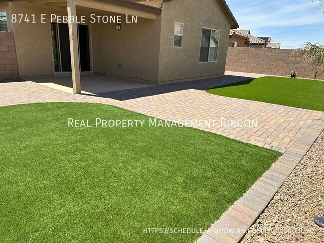 Building Photo - 8741 E Pebble Stone Ln