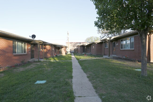 Building Photo - South Ash 9