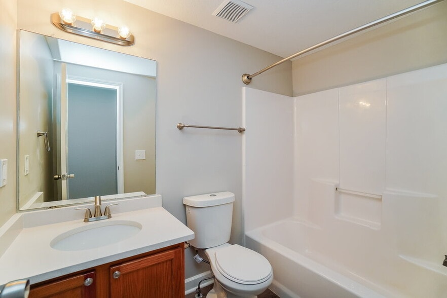 Building Photo - 486 Rambling Brook Dr
