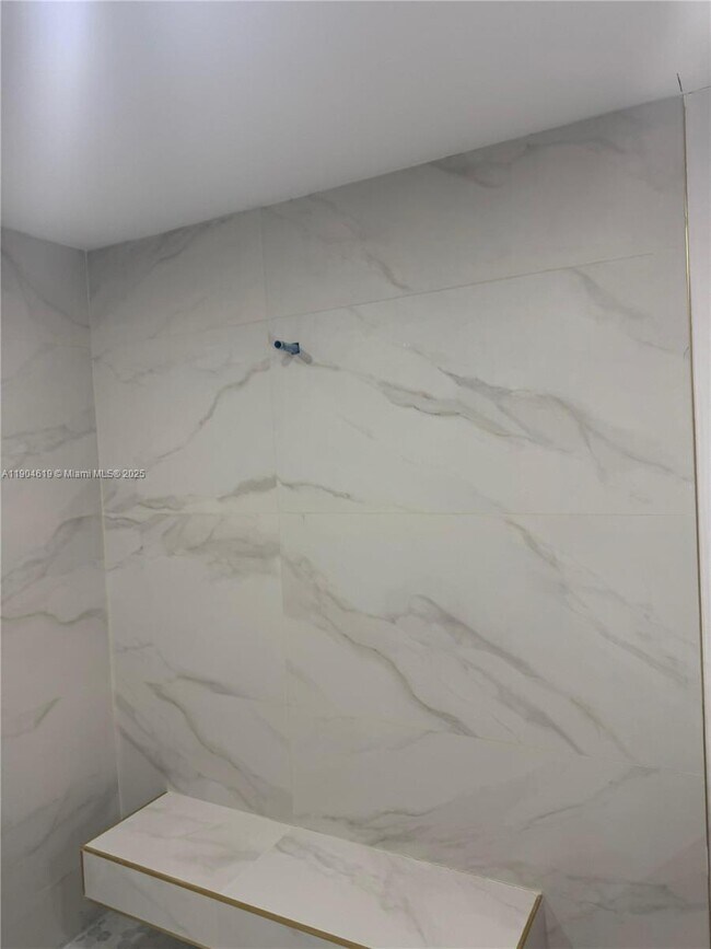 Building Photo - 9410 SW 55th St