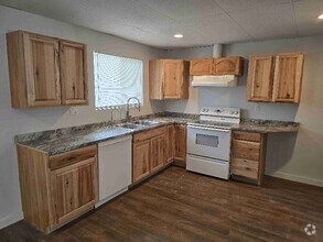 Building Photo - 673 Whittle Ln