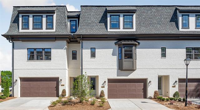 Building Photo - 3011 Fairview Townes Ct