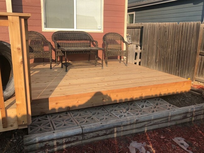 Building Photo - Castle Rock Founders Village Single Family 4BD/3BTH/3-Car (~2100 FSF)