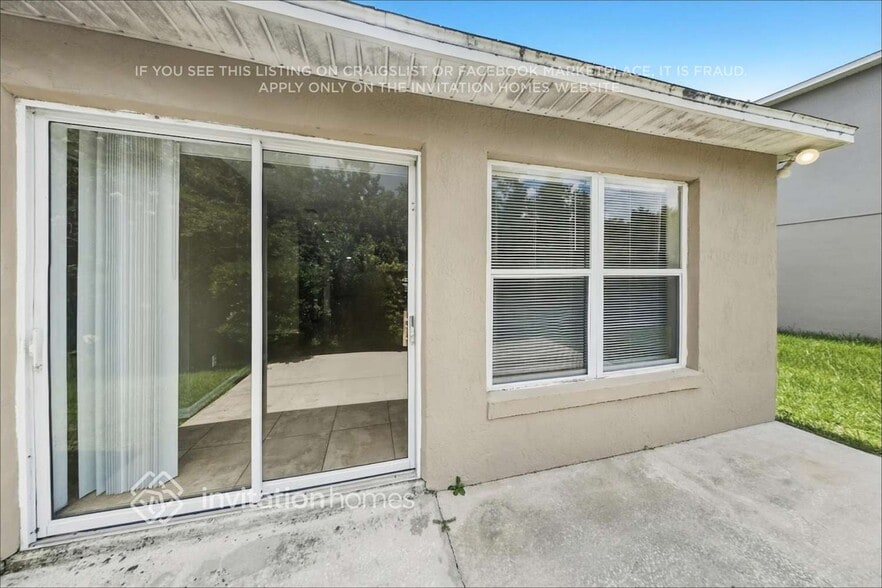 Building Photo - 1327 Aguacate Ct