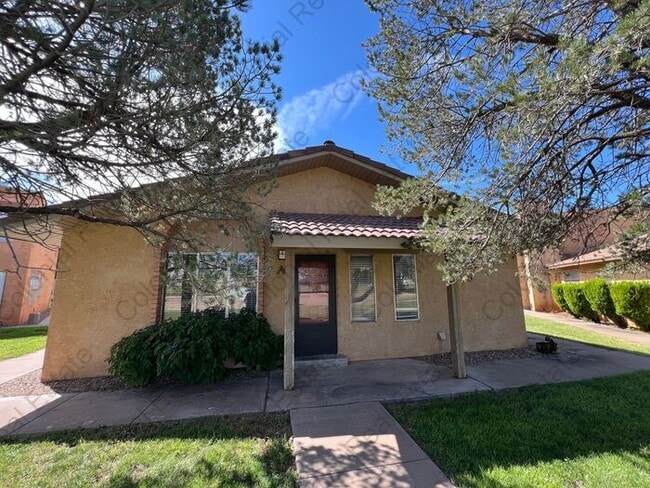 Primary Photo - 2 Bedroom 2 Bathroom & 1 Car Garage