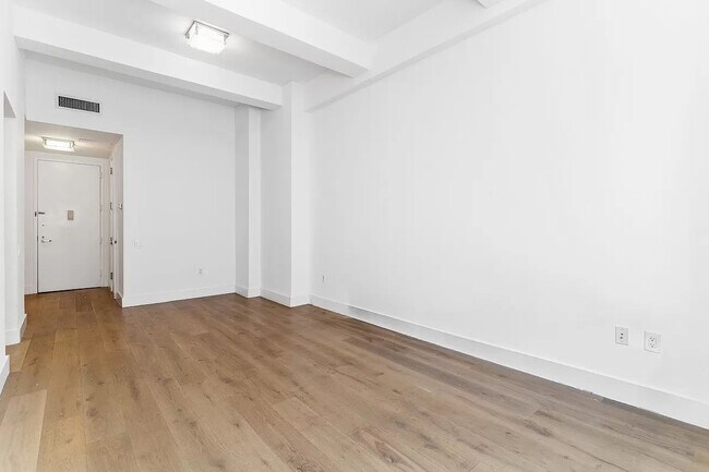 Building Photo - 53 Park Place