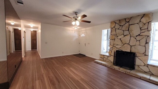 Building Photo - Beautifully Renovated Home In Ramona