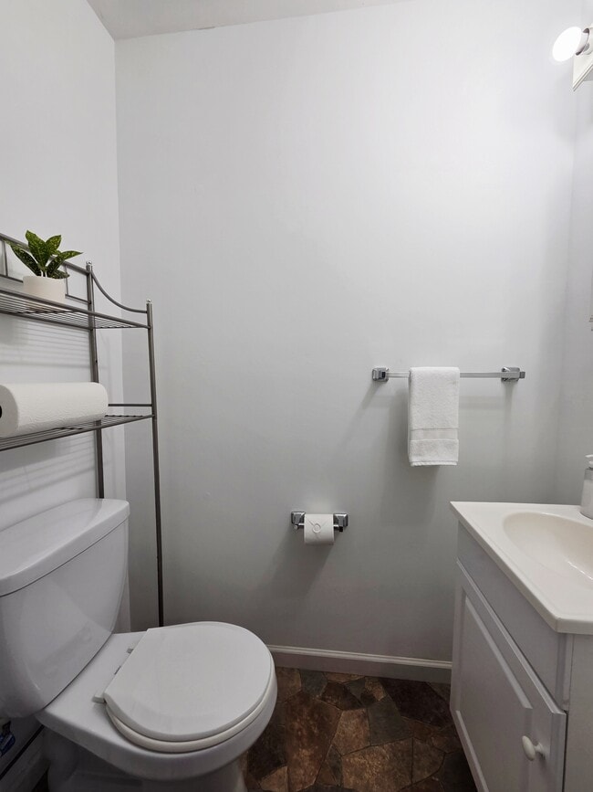 Building Photo - 21 S 4th St