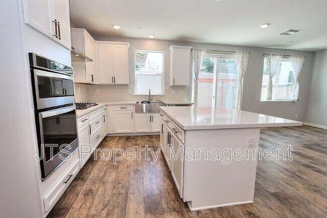Building Photo - 2683 Alcove Way