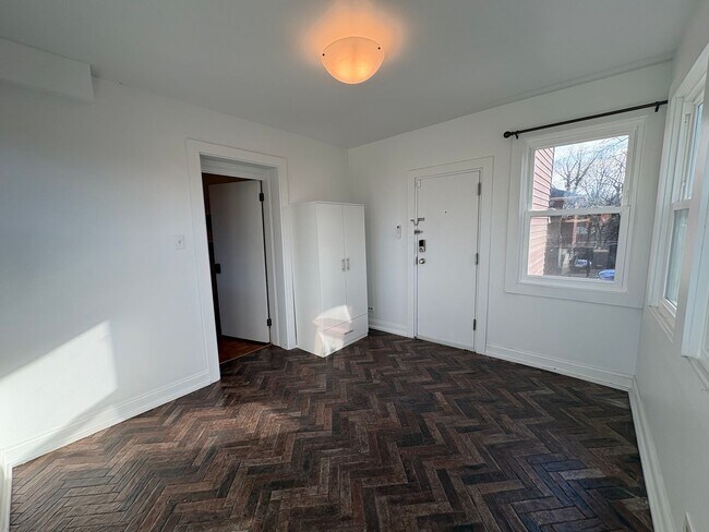 Building Photo - 6621 Church Ave