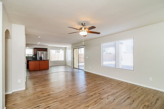 Building Photo - 44852 W Woody Rd