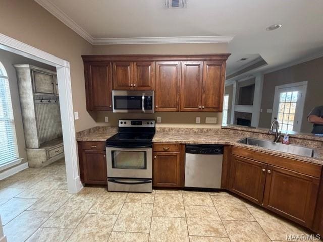 Building Photo - 421 Ridge Point Dr