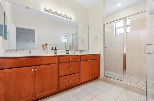 Building Photo - 11510 SW 254th St