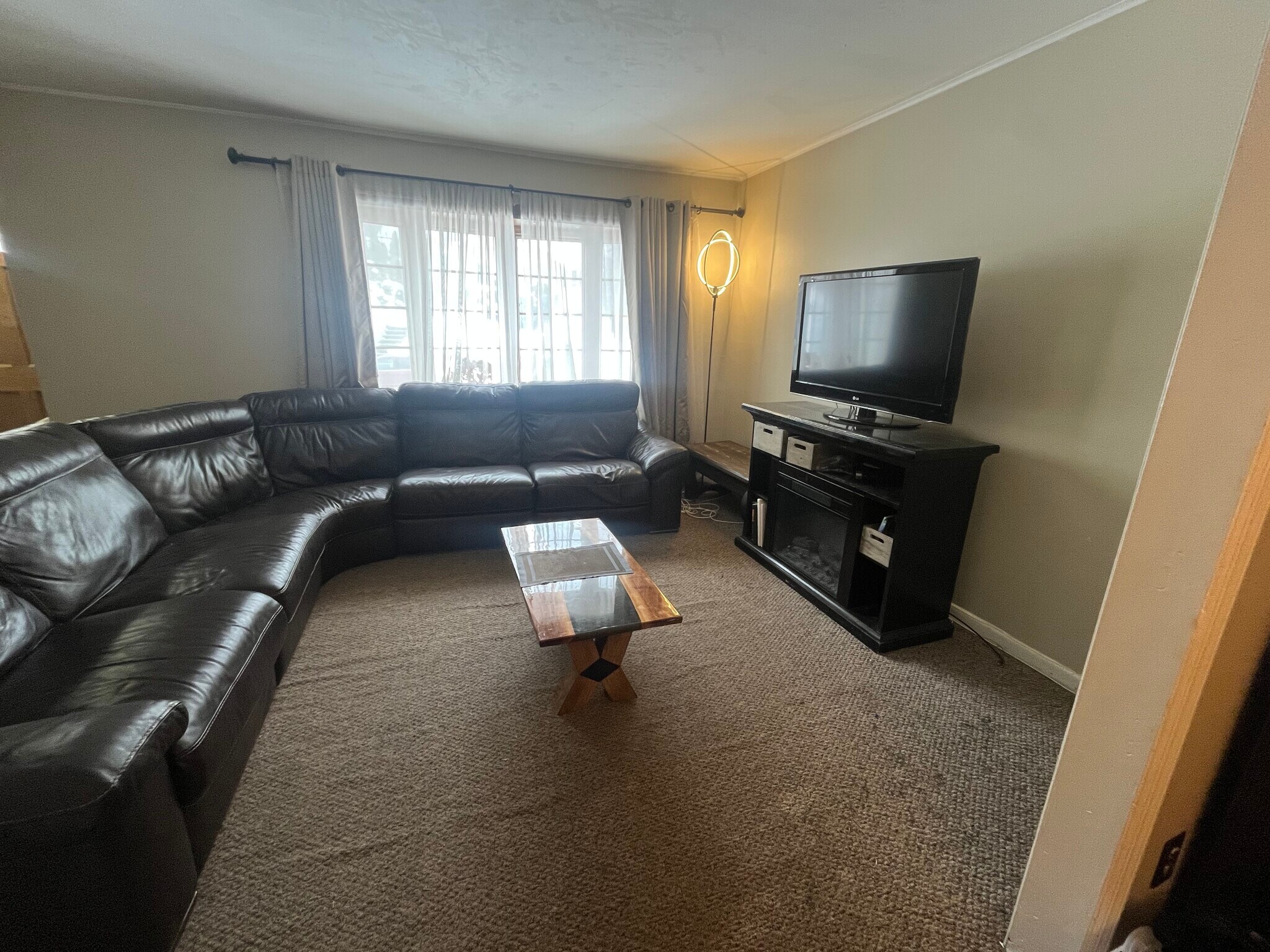 Building Photo - 59 Brookview Dr