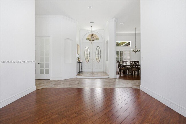 Building Photo - 20401 SW 48th Pl