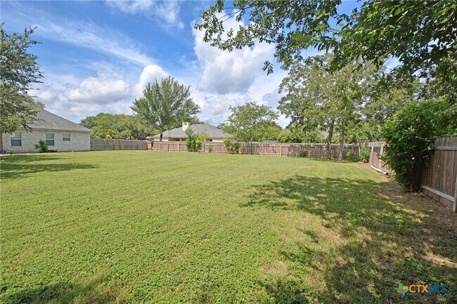 Building Photo - 380 Las Brisas Blvd