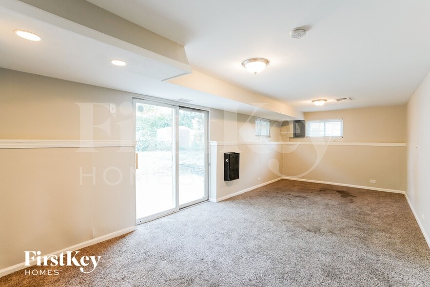 Building Photo - 2629 75th St