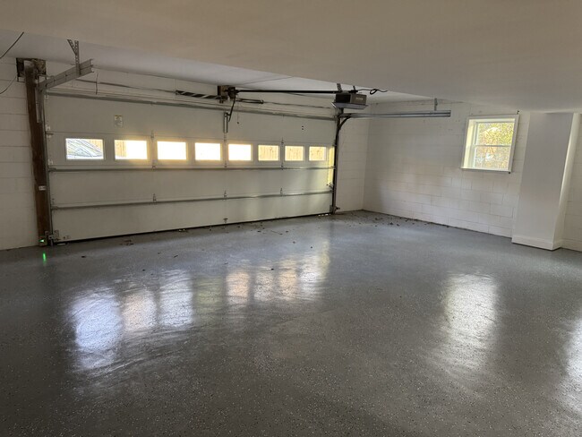 Building Photo - 3048 Cherry Blossom Ln
