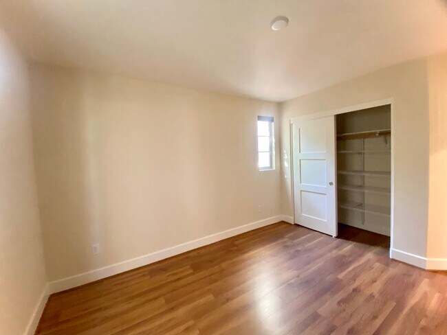 Building Photo - Modern Fremont Home with Expansive Loft for Rent!