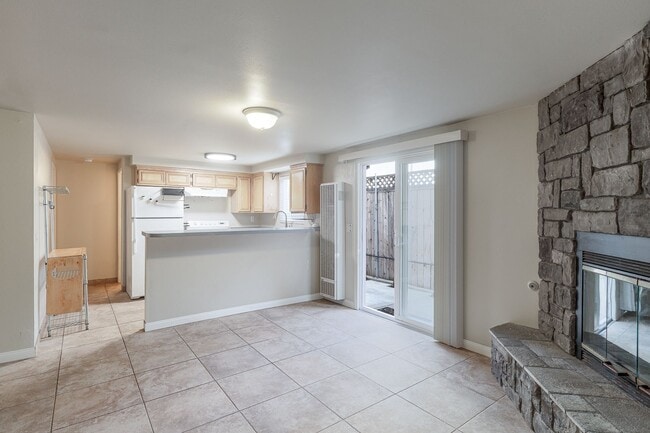 Building Photo - 1-Bedroom + 1-Bathroom | Lower Unit| Silverstrand Beach | Oxnard | Unfurnished