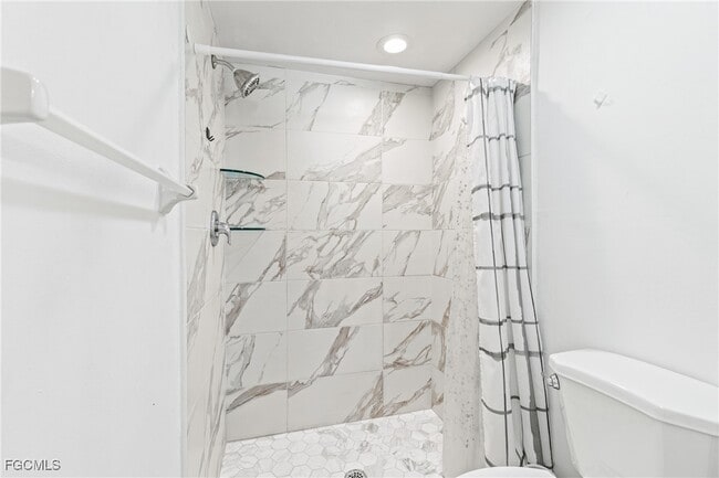 Building Photo - 1429 Cape Coral Pkwy W