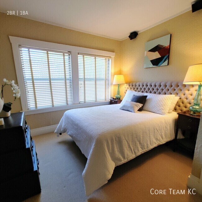 Building Photo - 3818 Walnut St