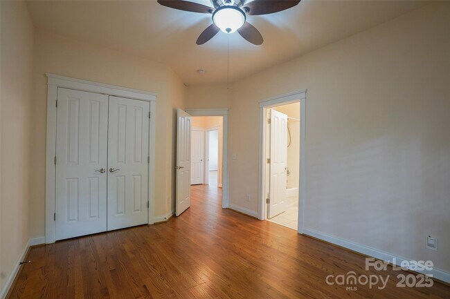 Building Photo - 12637 Doster Ave