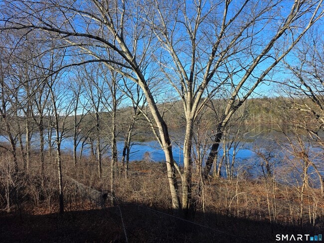 Building Photo - 148 Mathewson St