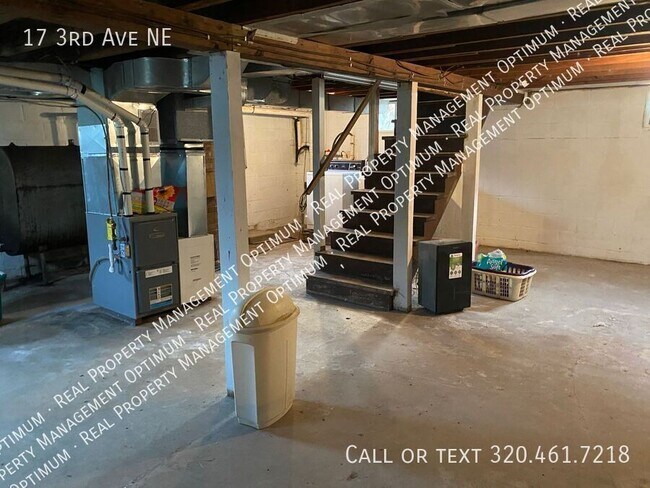 Building Photo - 17 3rd Ave NE
