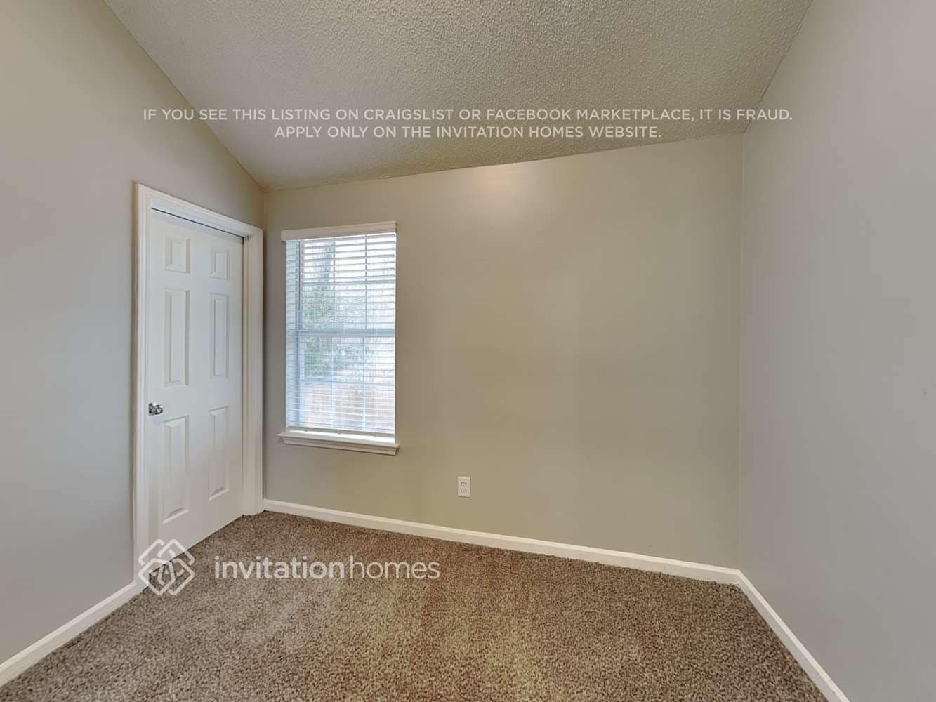 Building Photo - 2840 Highland Hill Pkwy