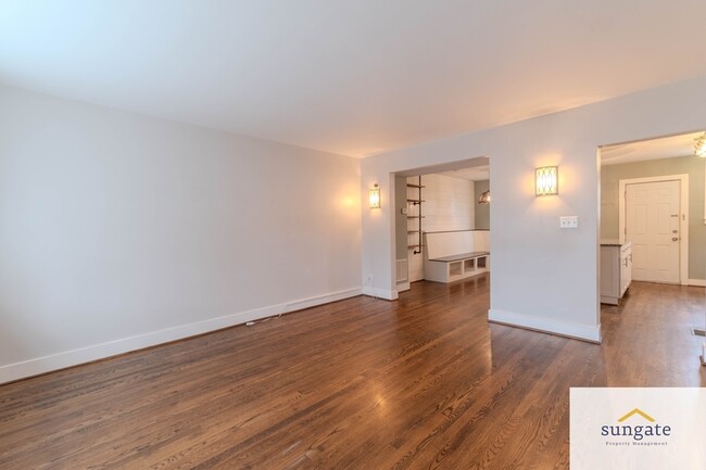 Building Photo - 258 Ridge Ave