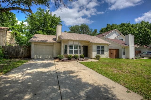 Building Photo - 5519 Bainbridge Dr