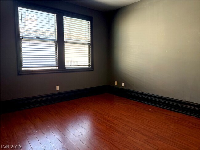 Building Photo - 488 Via Palermo Dr