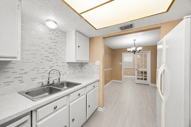 Building Photo - 1014 Three Forks Dr