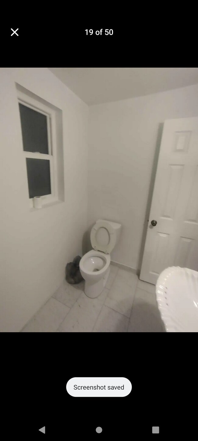 Building Photo - 635 N Nova Rd