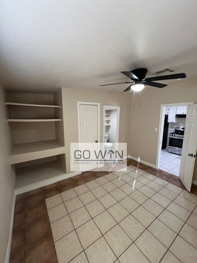 Building Photo - 3546 W Roosevelt St