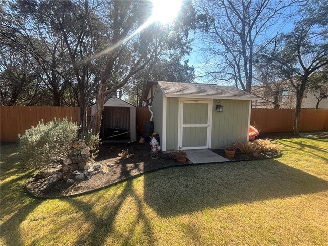 Building Photo - 2203 Yellow Bird Trail