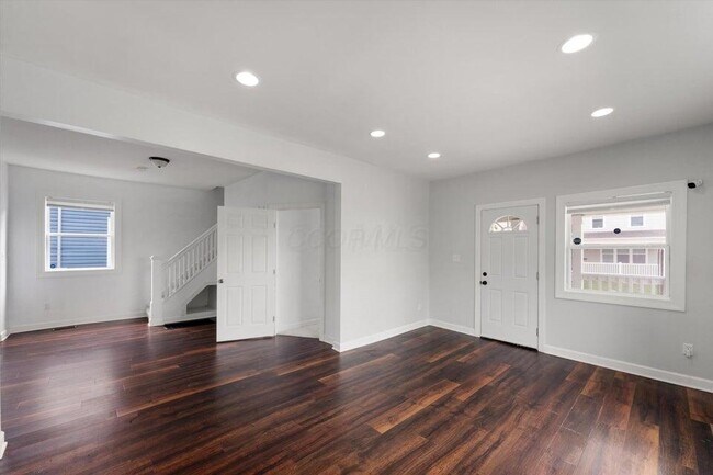 Building Photo - 94 E Woodrow Ave