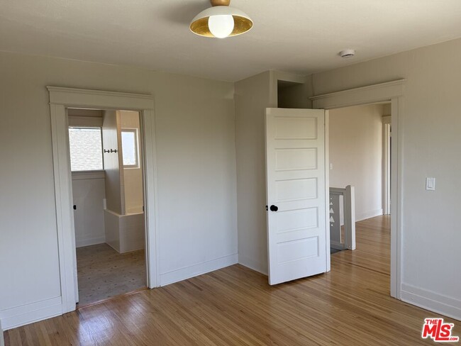 Building Photo - 130 S Ave 63