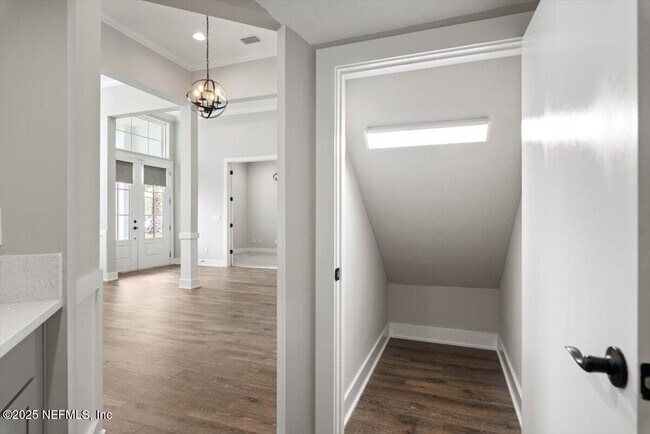 Building Photo - 141 Topside Dr.