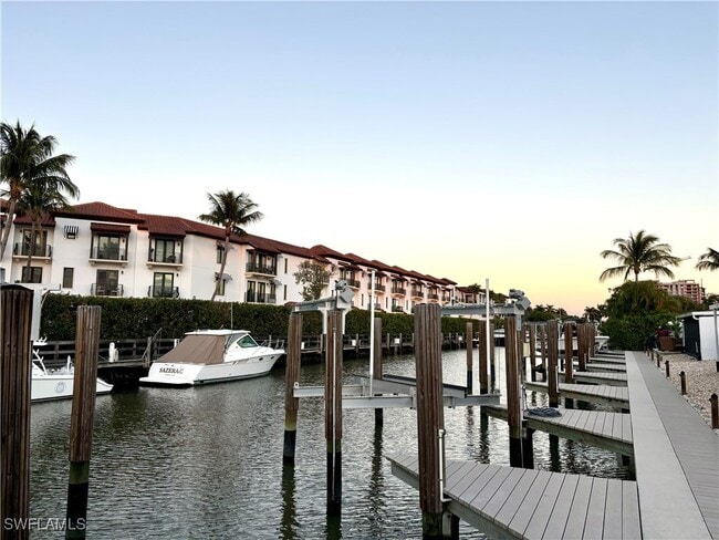 Building Photo - 1435 Curlew Ave