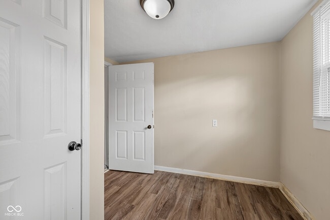 Building Photo - 2151 Park Ave