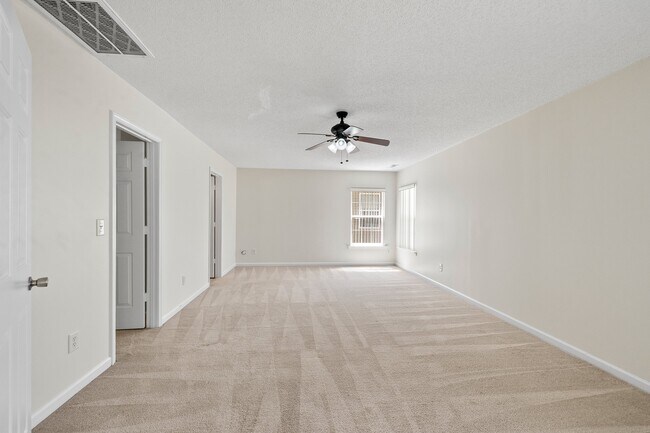Building Photo - 6571 Guard Hill Dr